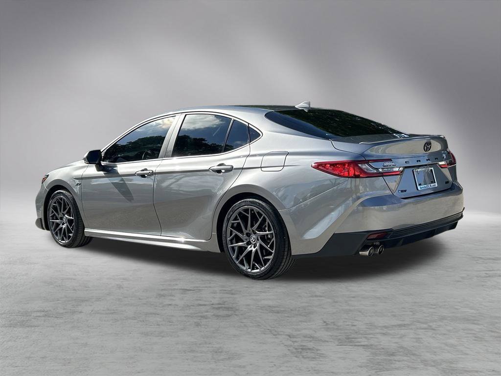 Used 2025 Toyota Camry SE FWD image 7