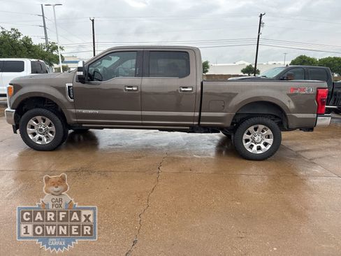Used 2017 Ford F250 King Ranch w/ King Ranch Ultimate Package AWD/4WD image 4