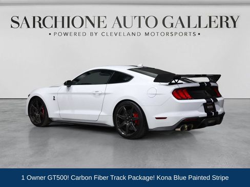 Used 2021 Ford Mustang Shelby GT500 w/ Carbon Fiber Track Pack RWD image 2