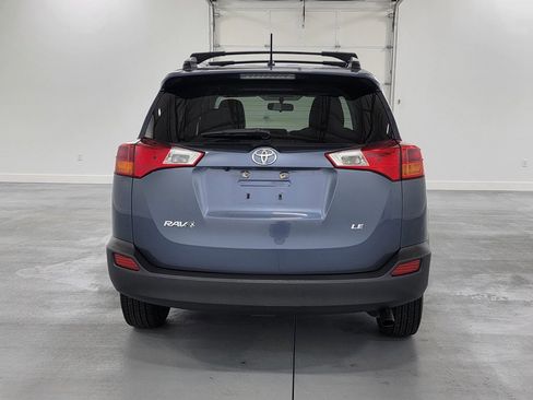 Used 2014 Toyota RAV4 LE FWD image 7