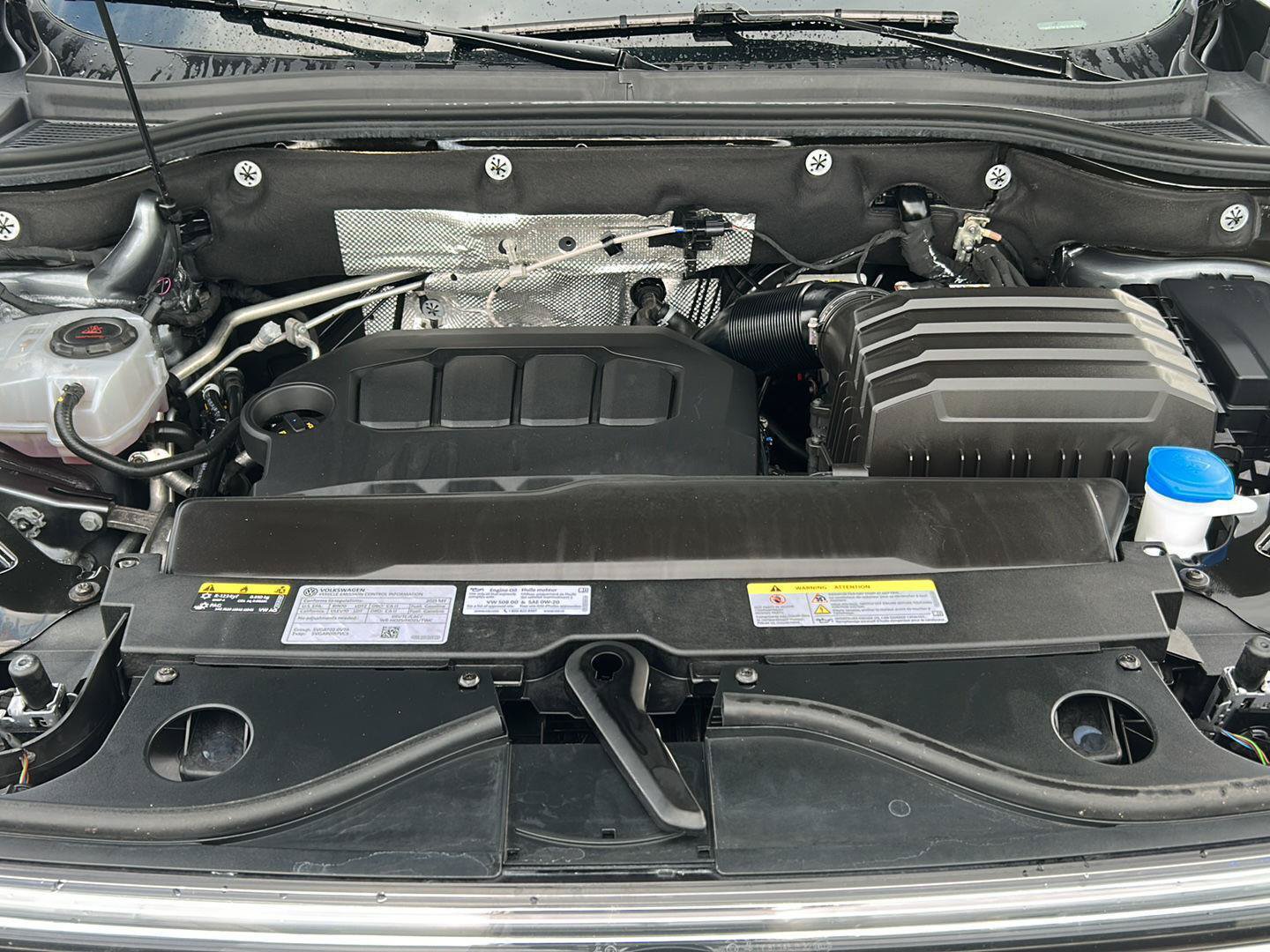Used 2025 Volkswagen Atlas SE FWD image 27