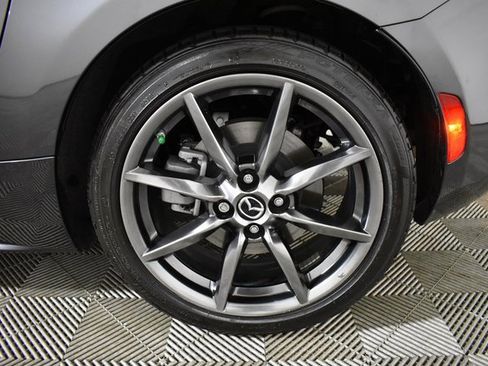 Used 2019 MAZDA MX-5 Miata RF Grand Touring image 34
