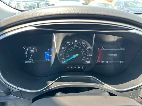 Used 2016 Ford Fusion SE w/ Equipment Group 202A FWD image 24
