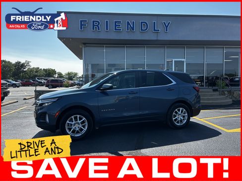 Used 2024 Chevrolet Equinox LT AWD/4WD image 2