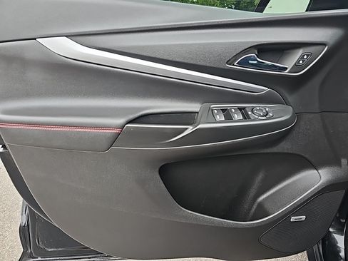 Used 2023 Chevrolet Bolt EUV Premier w/ Sun & Sound Package FWD image 14