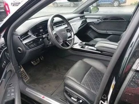 Used 2020 Audi S8 L w/ S8 Executive Package AWD/4WD image 1