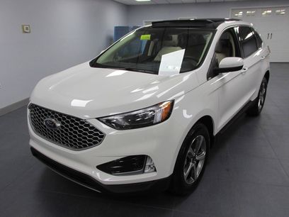 New 2024 Ford Edge SEL w/ Convenience Package