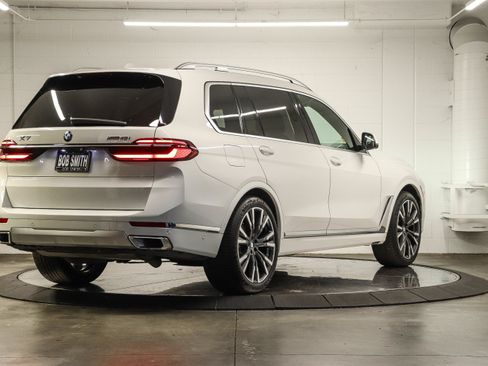 Used 2024 BMW X7 xDrive40i w/ Executive Package AWD/4WD image 6