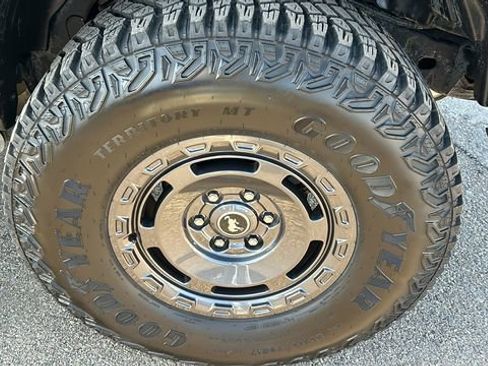 Certified 2024 Ford Bronco Everglades image 6