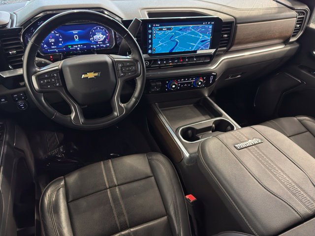 Certified 2024 Chevrolet Silverado 3500 High Country w/ LPO, Dark Essentials Package AWD/4WD image 11