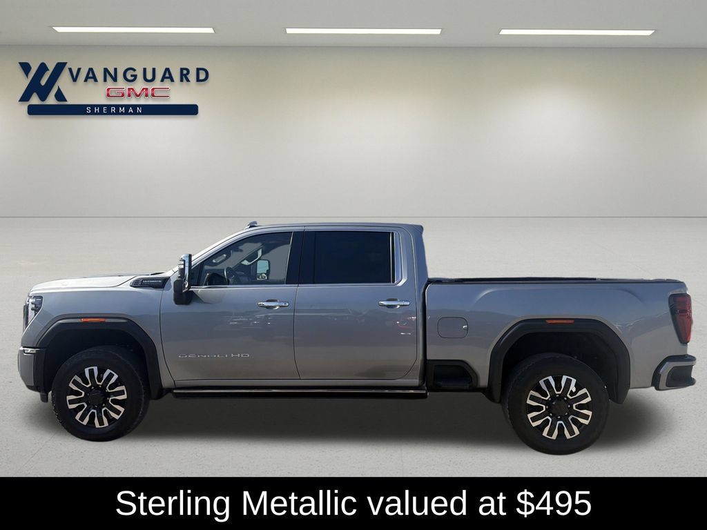 Used 2025 GMC Sierra 2500 Denali Ultimate w/ Max Trailering Package AWD/4WD image 4