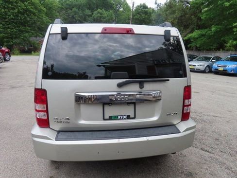 Used 2008 Jeep Liberty Limited w/ Premium Sound Group AWD/4WD image 7