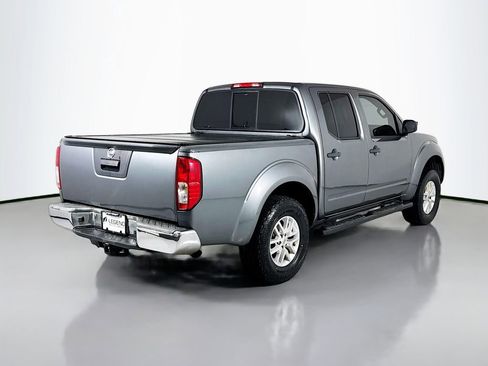 Used 2016 Nissan Frontier SV AWD/4WD image 7