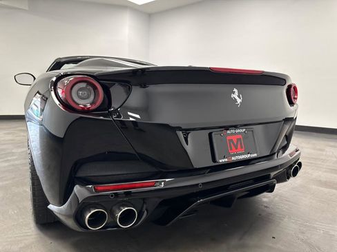 Used 2019 Ferrari Portofino RWD image 31