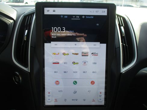 Used 2023 Ford Edge SEL w/ Convenience Package image 23