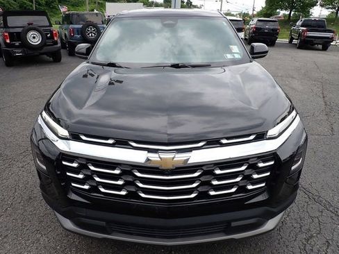 Used 2025 Chevrolet Equinox LT AWD/4WD image 9