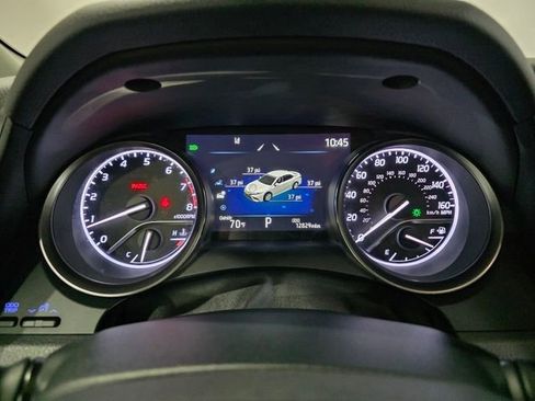 Used 2023 Toyota Camry SE image 17