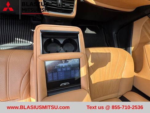 Used 2023 Lexus LS 500 AWD w/ Luxury Package image 41