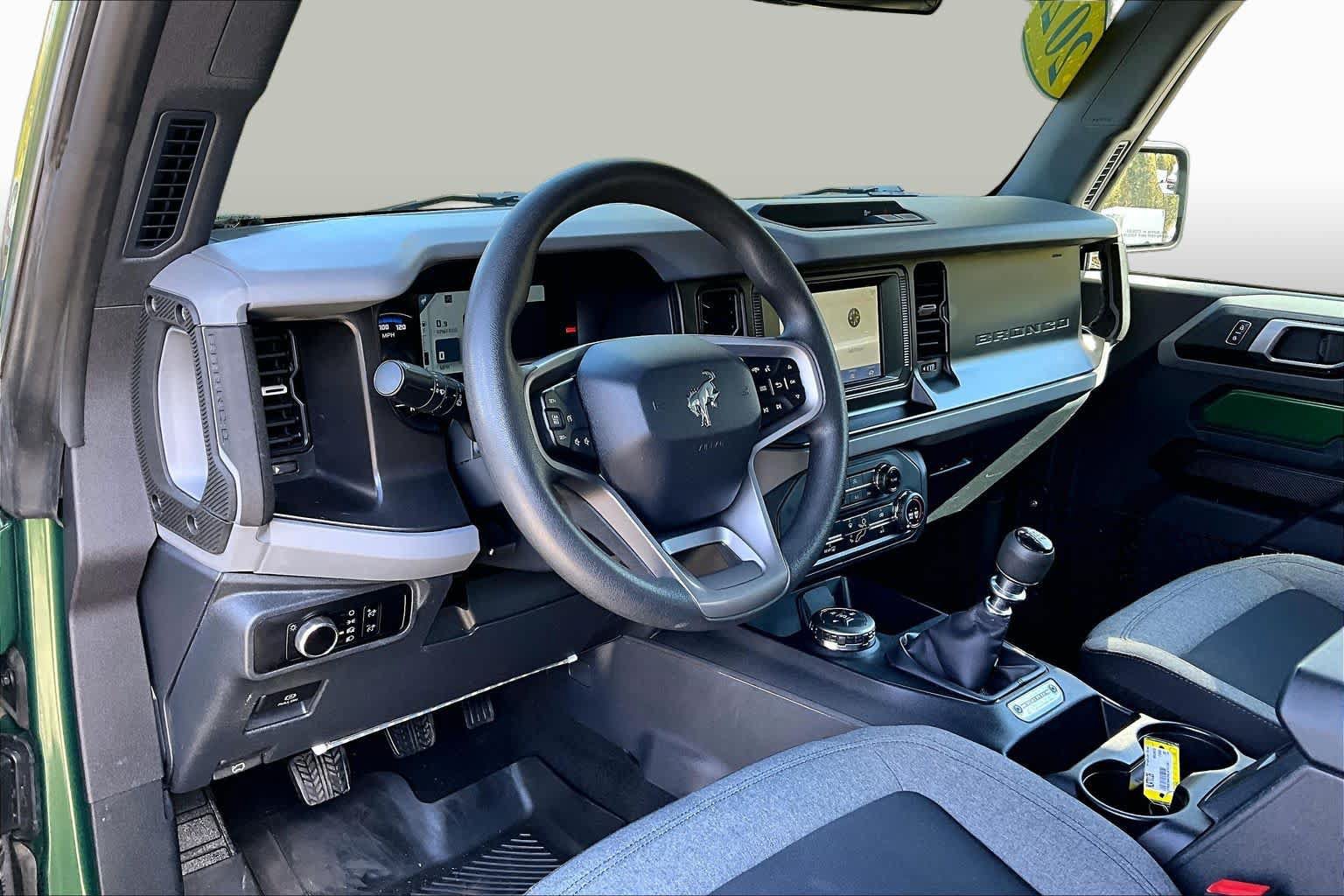 Used 2022 Ford Bronco 2-Door AWD/4WD image 17