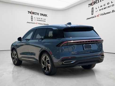 New 2026 Lincoln Nautilus Premier w/ Equipment Group 102A AWD/4WD image 5