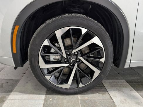 Used 2023 Mitsubishi Outlander SEL 40th Anniversary image 7