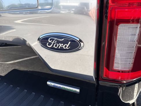 Used 2020 Ford F150 King Ranch w/ Equipment Group 601A Luxury AWD/4WD image 25