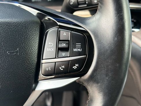 Used 2023 Ford Explorer Platinum w/ Technology Package AWD/4WD image 27