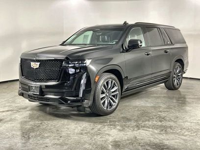 Certified 2022 Cadillac Escalade ESV Sport Platinum w/ Heavy-Duty Trailer Package