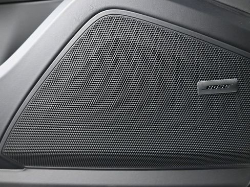 New 2026 Porsche Cayenne image 16