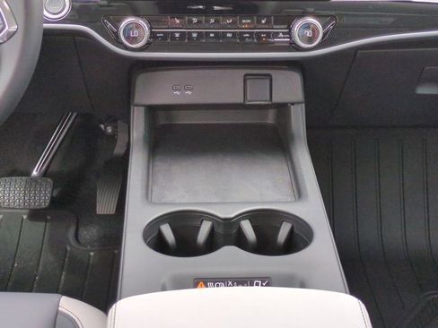 New 2025 Honda Prologue Touring image 17