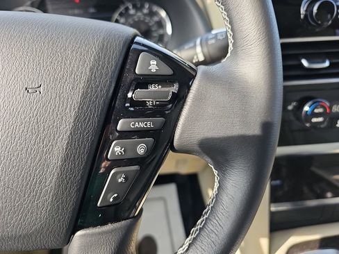 Used 2024 INFINITI QX80 Luxe w/ Cargo Package image 24