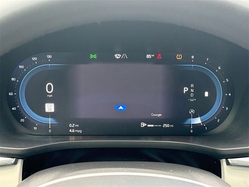 Used 2022 Volvo XC60 B5 Momentum image 13