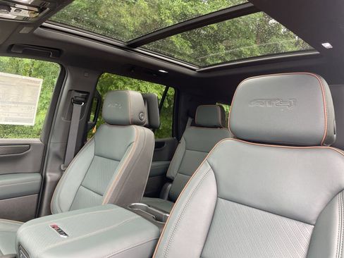 New 2026 GMC Yukon AT4 AWD/4WD image 26