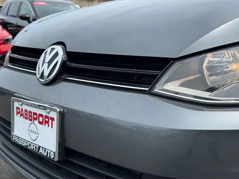 Used 2015 Volkswagen Golf TDI S FWD image 10