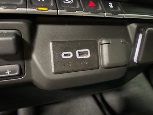 Used 2024 Chevrolet Silverado 1500 Custom AWD/4WD image 30
