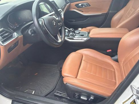 Used 2020 BMW 330i Sedan w/ Convenience Package RWD image 3
