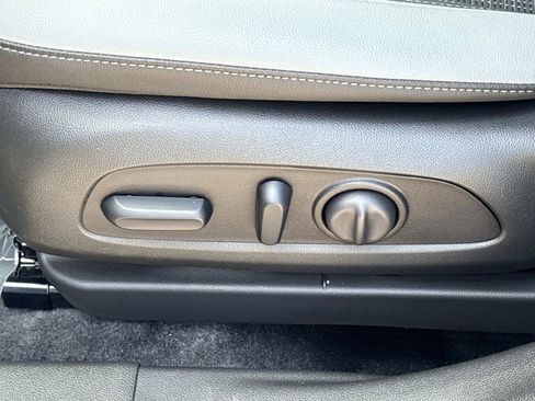 Used 2025 Buick Envista Preferred w/ Convenience I Package FWD image 15
