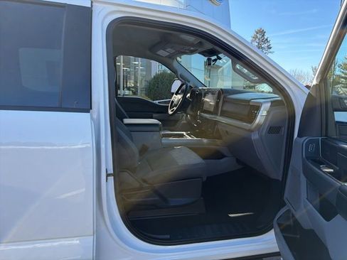 Used 2023 Ford F250 XLT w/ Black Appearance Package image 10