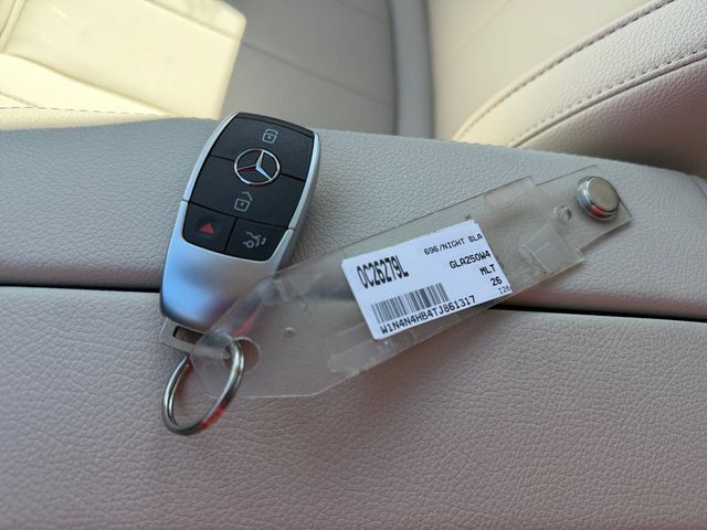 Certified 2026 Mercedes-Benz GLA 250 4MATIC image 32