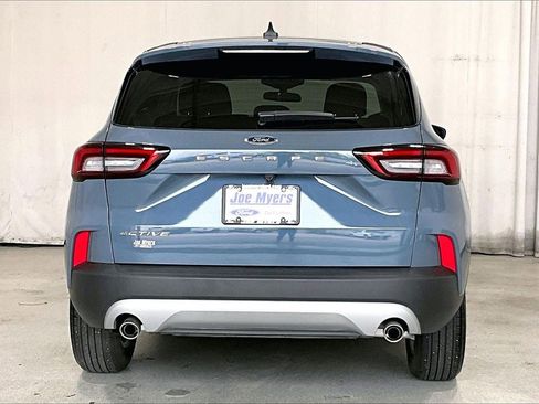 Certified 2025 Ford Escape Active FWD image 3