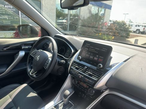 Used 2025 Mitsubishi Eclipse Cross SE AWD/4WD image 11