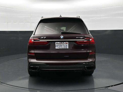 Used 2021 BMW X7 xDrive40i w/ M Sport Package AWD/4WD image 6