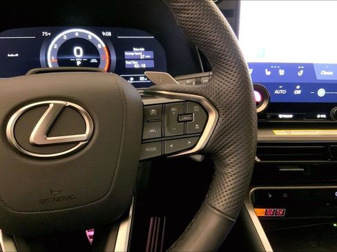 Used 2025 Lexus TX 350 AWD w/ Technology Package image 19