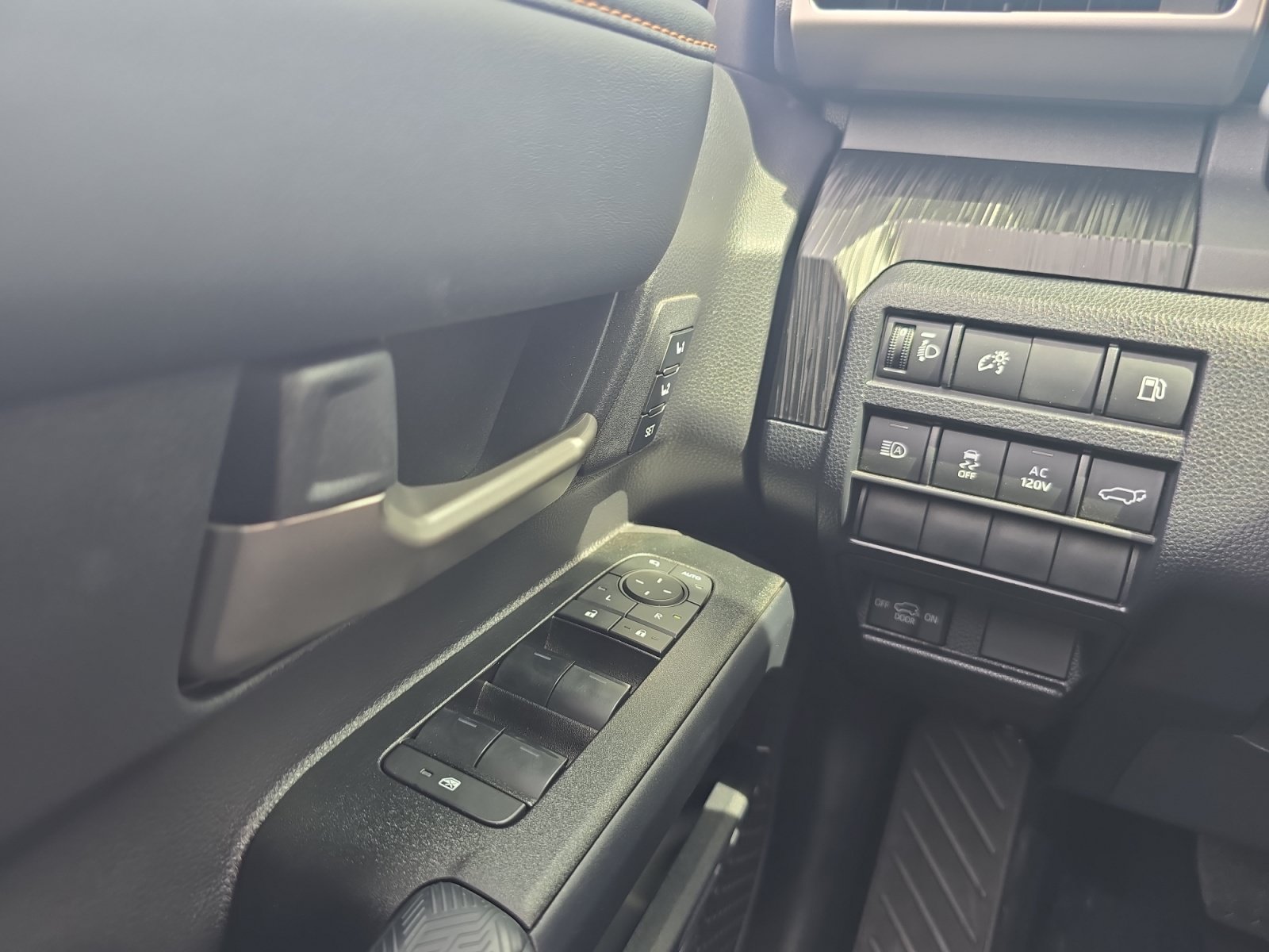 Certified 2026 Toyota 4Runner Platinum AWD/4WD image 23