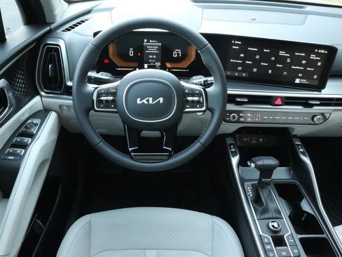 New 2025 Kia Sorento S w/ Panoramic Sunroof Package FWD image 6
