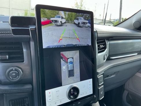 Used 2025 Ford F150 Lightning Flash AWD/4WD image 25