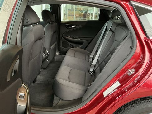 Used 2024 Chevrolet Malibu LT image 18