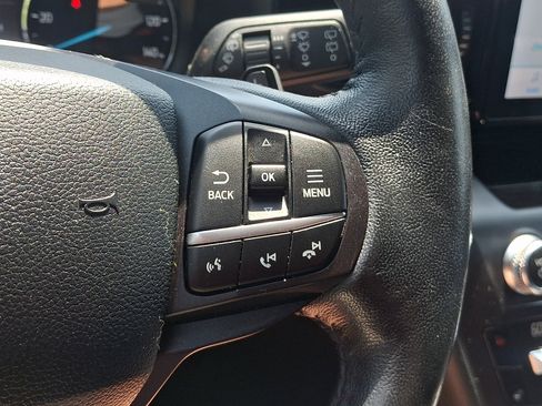 Certified 2020 Ford Explorer XLT w/ Comfort Package AWD/4WD image 22