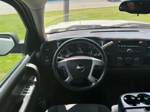 Used 2013 Chevrolet Silverado 1500 LT RWD image 22