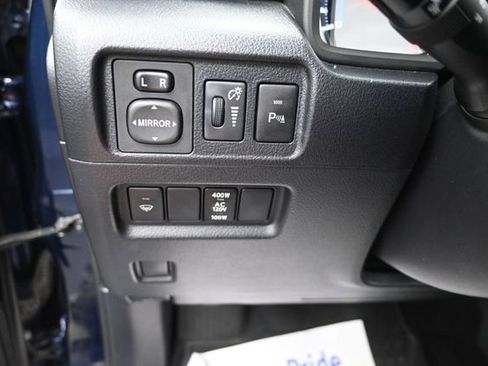 Used 2018 Toyota 4Runner Limited AWD/4WD image 25